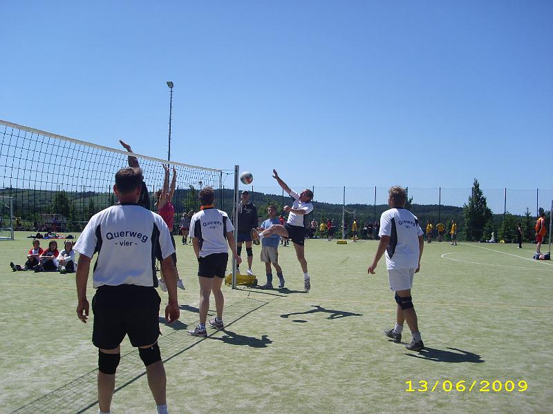 IMGA0403.JPG - Zu spät geblockt.