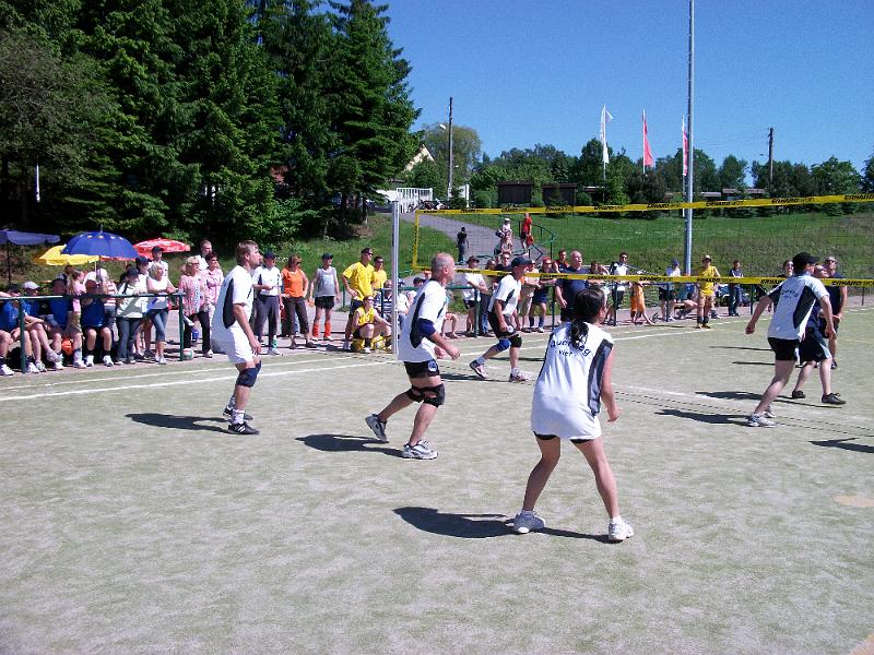 ALIM0563.JPG - Q4 1te gegen die Sonne im ersten Satz liegt 1:10 hinten.